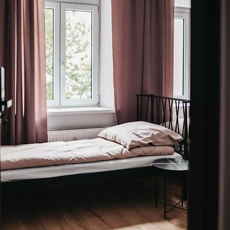 Hostel Kamienica 9 Sosnowiec Esterno foto